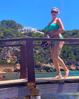 Daniela Katzenberger feet photo thumbnail