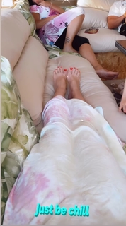Daniela Katzenberger feet photo thumbnail