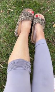 Daniela Katzenberger feet photo thumbnail