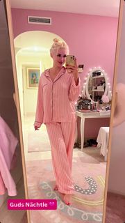 Daniela Katzenberger feet photo thumbnail