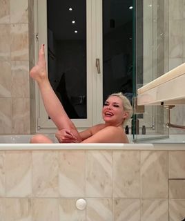 Daniela Katzenberger feet photo 12
