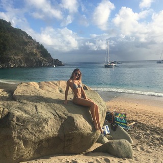 Daniela Lopez Osorio feet photo 10