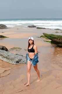 Daniela Melchior feet photo thumbnail