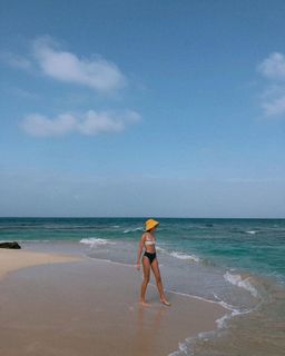 Daniela Melchior feet photo thumbnail