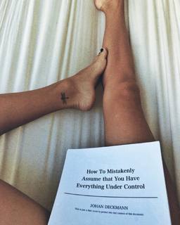 Daniela Melchior feet photo thumbnail