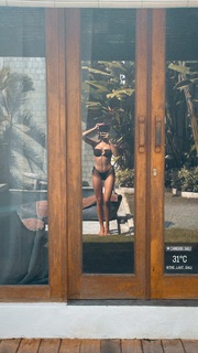 Daniela Melchior feet photo thumbnail