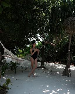 Daniela Melchior feet photo thumbnail