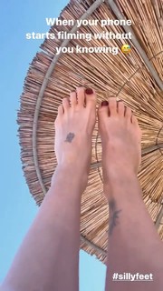 Daniela Michalski feet photo 10