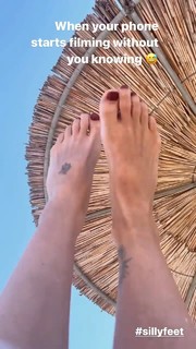 Daniela Michalski feet photo 8