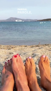 Daniela Michalski feet photo 8