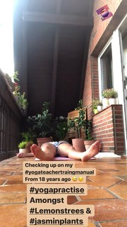 Daniela Michalski feet photo 11