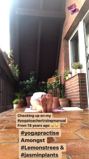 Daniela Michalski feet photo 9