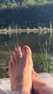 Daniela Michalski feet photo 17