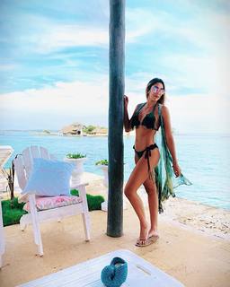Daniela Ospina feet photo 9