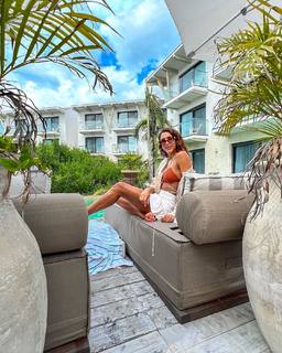 Daniela Ospina feet photo 16