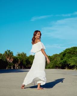 Daniela Ospina feet photo 17