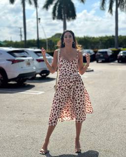 Daniela Ospina feet photo 14