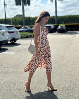 Daniela Ospina feet photo 12