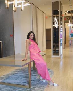 Daniela Ospina feet photo 13