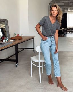 Daniela Pestova feet photo 2