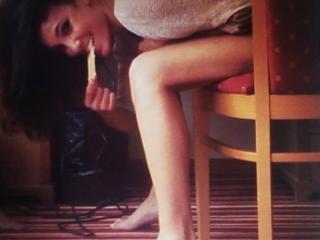 Daniela Ruah feet photo thumbnail