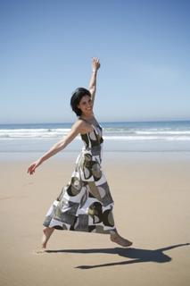 Daniela Ruah feet photo thumbnail