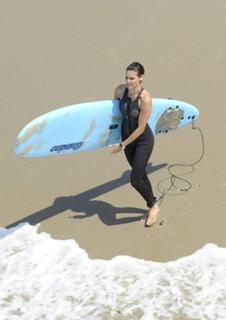 Daniela Ruah feet photo thumbnail