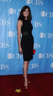 Daniela Ruah feet photo thumbnail