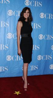 Daniela Ruah feet photo thumbnail