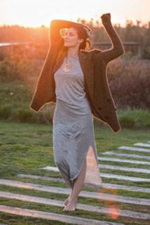 Daniela Ruah feet photo thumbnail