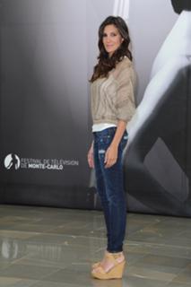 Daniela Ruah feet photo thumbnail
