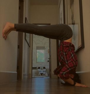 Daniela Ruah feet photo 5