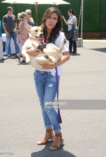 Daniella Alonso feet photo thumbnail