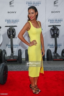 Daniella Alonso feet photo thumbnail