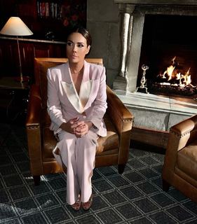 Daniella Alonso feet photo thumbnail