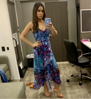 Daniella Alonso feet photo thumbnail