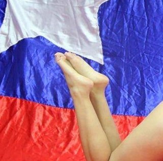 Daniella Chavez feet photo 18