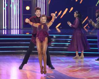 Daniella Karagach feet photo 8