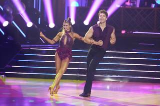 Daniella Karagach feet photo 6