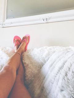 Daniella Monet feet photo thumbnail