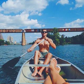 Daniella Monet feet photo thumbnail