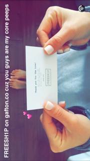 Daniella Monet feet photo thumbnail