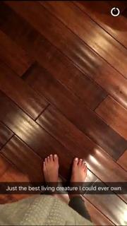 Daniella Monet feet photo thumbnail