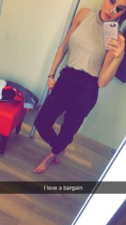 Daniella Monet feet photo thumbnail