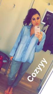 Daniella Monet feet photo thumbnail