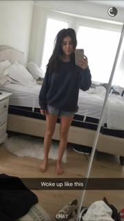 Daniella Monet feet photo thumbnail