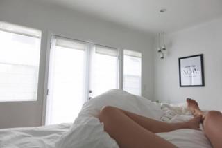 Daniella Monet feet photo thumbnail
