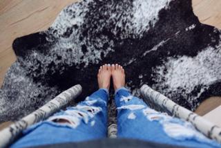 Daniella Monet feet photo thumbnail