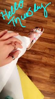 Daniella Monet feet photo thumbnail