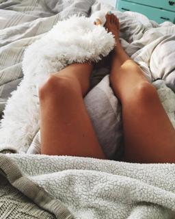 Daniella Monet feet photo thumbnail